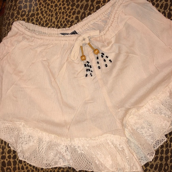 💃🏻Carlie Boho Flouncy Shorts - Picture 4 of 13
